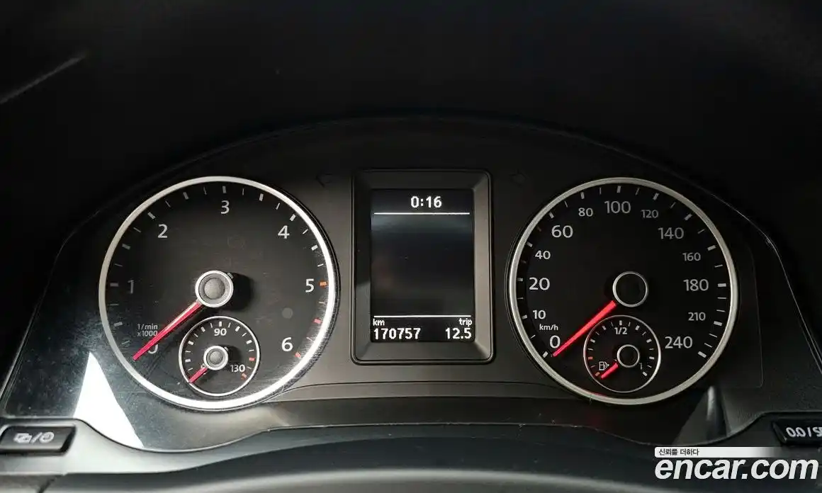 Volkswagen Tiguan 2016 2.0 Автомат в Москве № 204553, фото 18