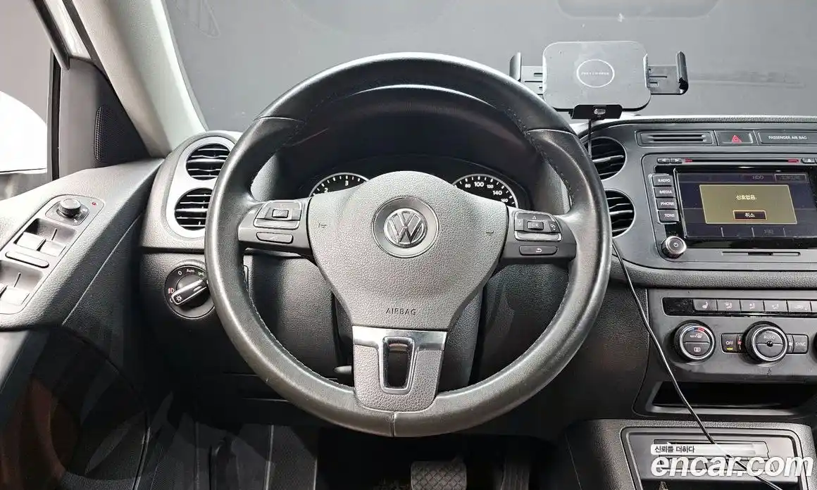 Volkswagen Tiguan 2016 2.0 Автомат в Москве № 204553, фото 19