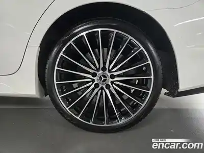 Mercedes-Benz CLS-Class 2023 3.0 Автомат в Москве № 205061, миниатюра 5