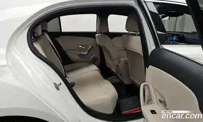 Mercedes-Benz A-Class 2022 2.0 Автомат в Москве № 205365, миниатюра 12