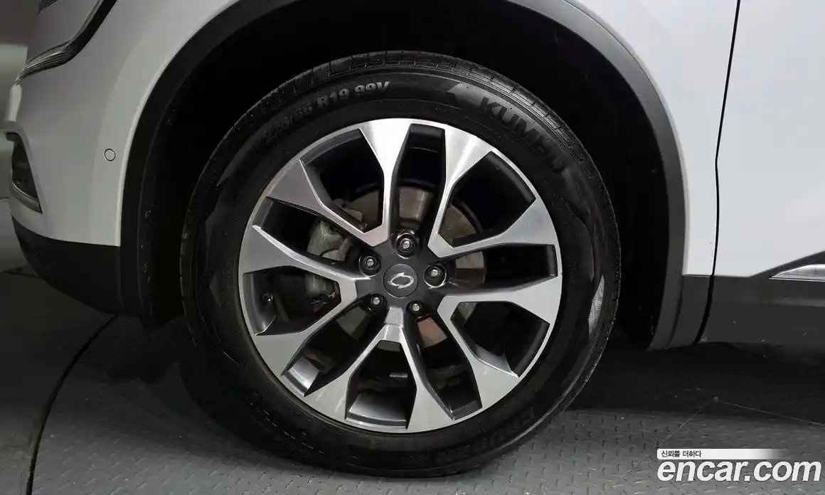 Renault QM6 2019 2.0 Автомат в Москве № 208537, фото 14