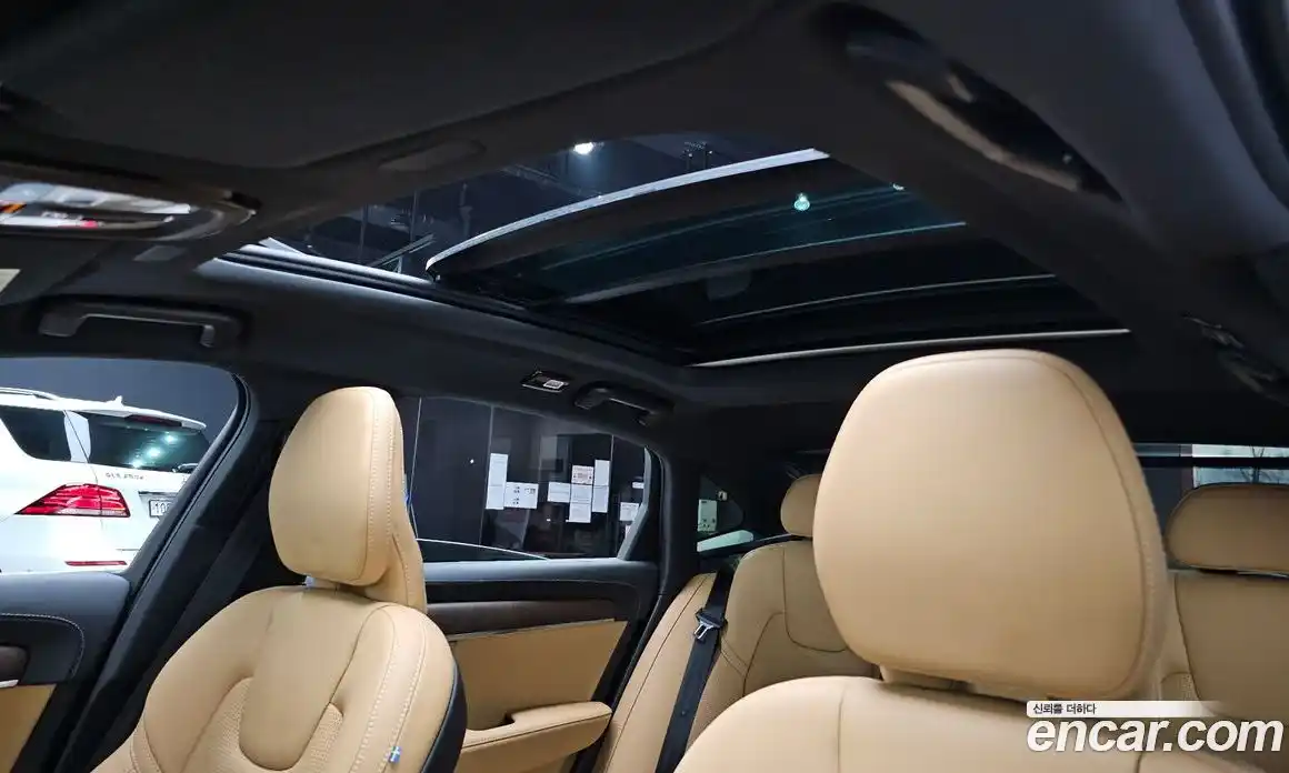 Volvo S90 2024 2.0 Автомат в Москве № 212806, фото 19