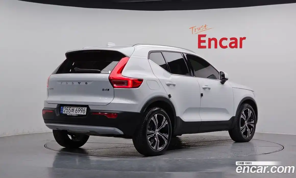 Volvo XC40 2021 2.0 Автомат в Москве № 212875, фото 11