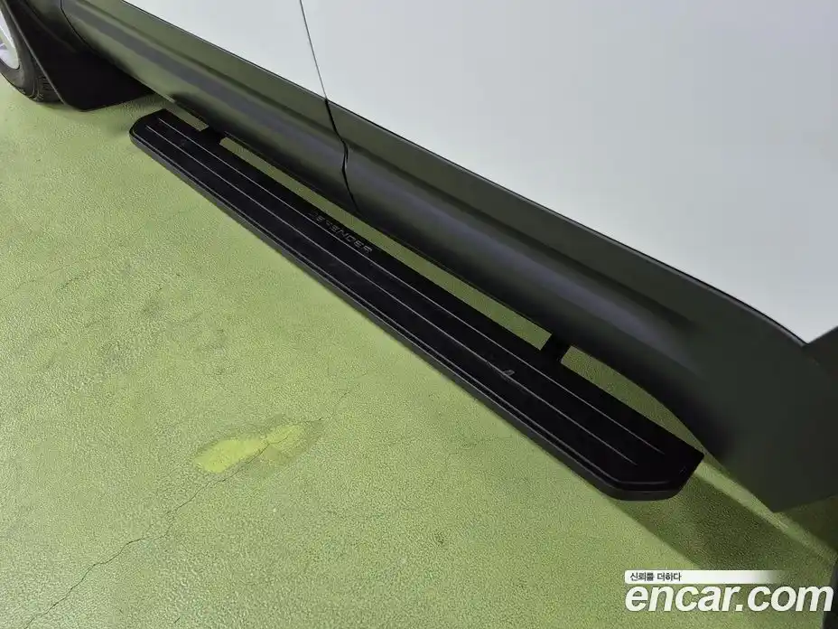 Land Rover Defender 2023 3.0 Автомат в Москве № 213315, фото 9