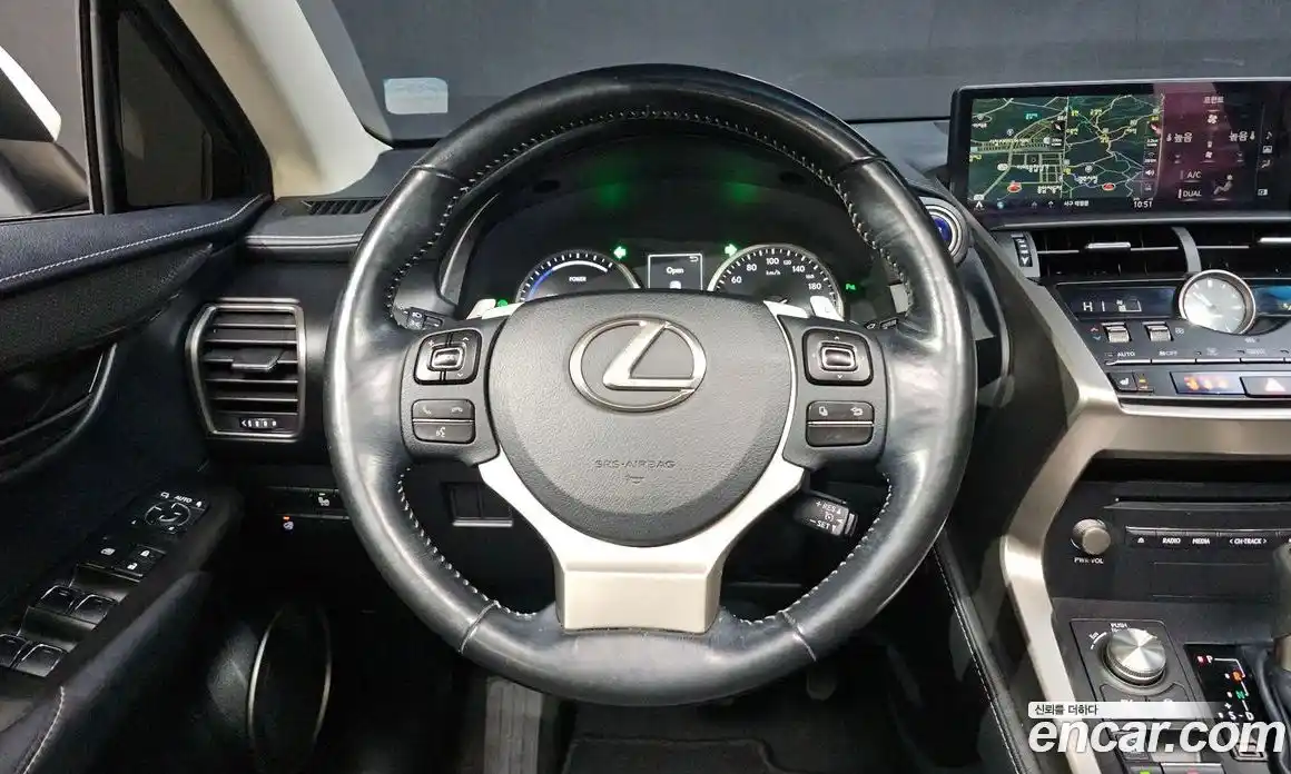 Lexus NX 2018 2.5 Автомат в Москве № 214705, фото 15