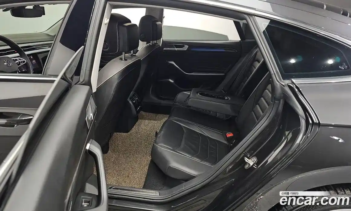 Volkswagen Arteon 2022 2.0 Автомат в Москве № 214907, фото 20