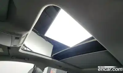 Volkswagen Tiguan 2023 2.0 Автомат в Москве № 215116, миниатюра 8