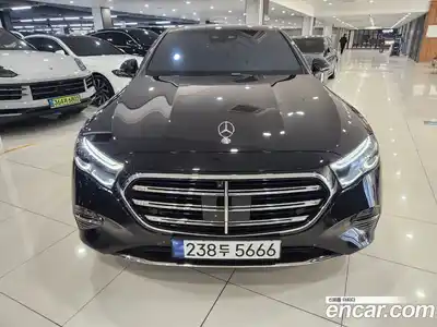 Mercedes-Benz E-Class 2025 2.0 Автомат в Москве № 215815, миниатюра 3