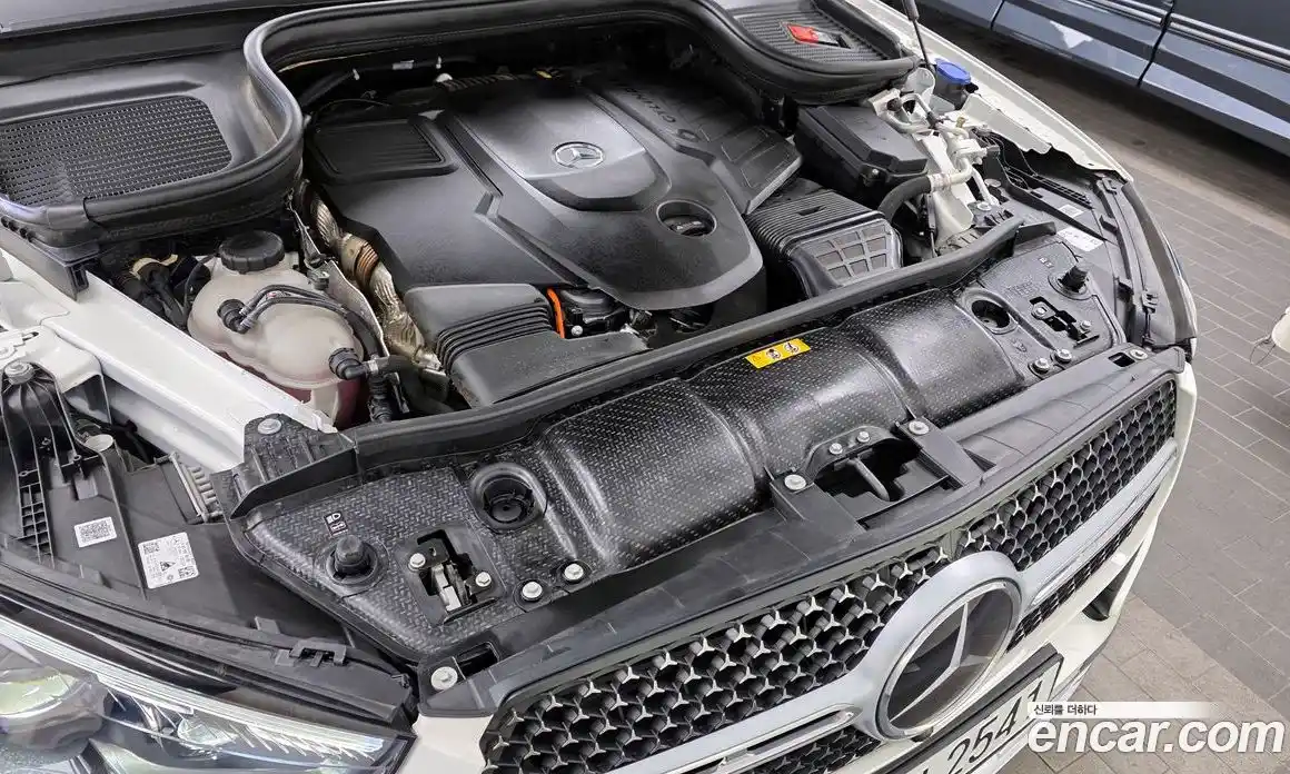 Mercedes-Benz GLE-Class 2024 3.0 Автомат в Москве № 218880, фото 11