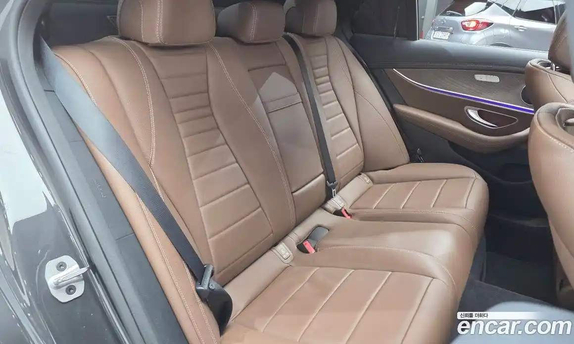 Mercedes-Benz E-Class 2022 2.0 Автомат в Москве № 223218, фото 14