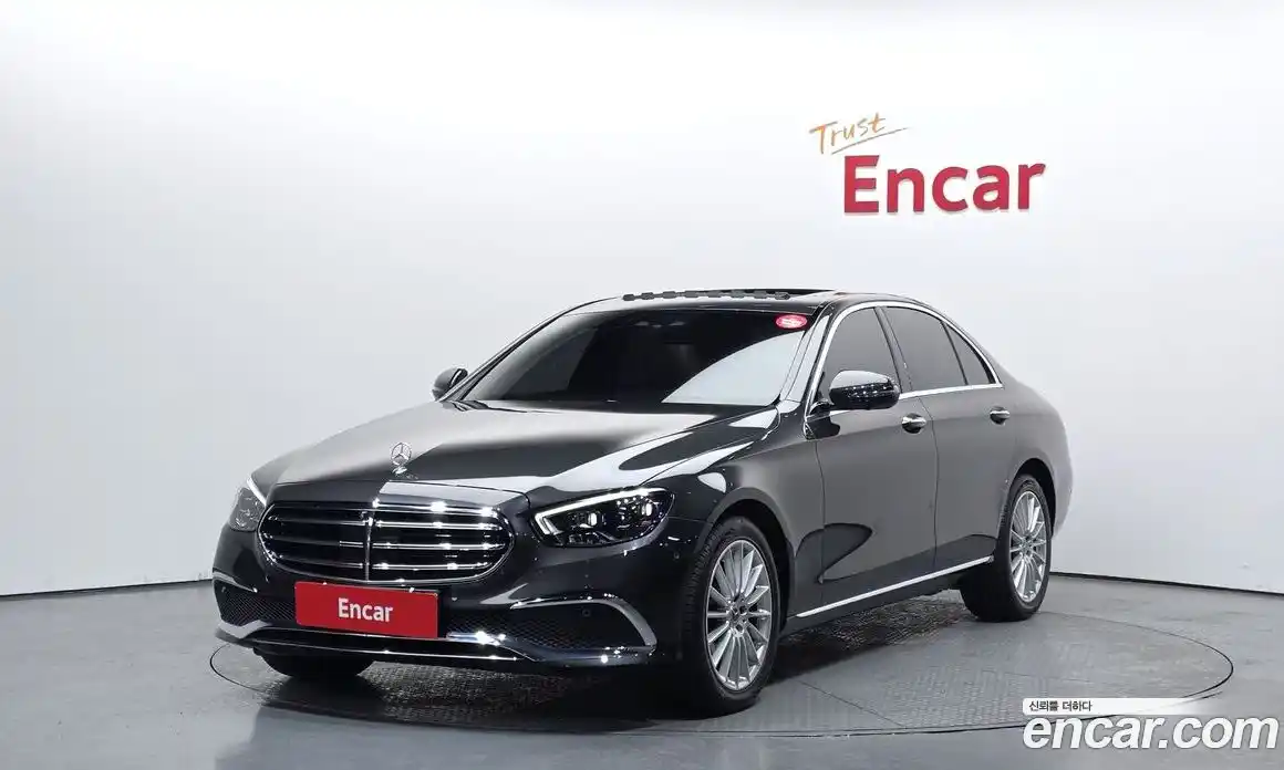 Mercedes-Benz E-Class 2022 2.0 Автомат в Москве № 223218, фото 3