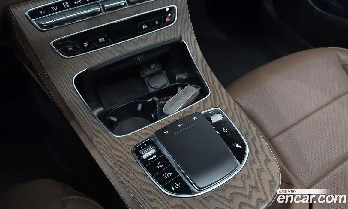 Mercedes-Benz E-Class 2022 2.0 Автомат в Москве № 223218, фото 8