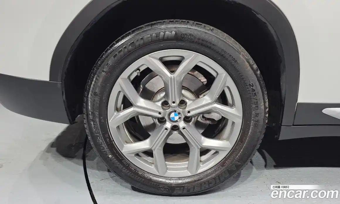 BMW X4 2023 2.0 Автомат в Москве № 228083, фото 4