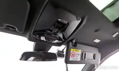 BMW 1-Series 2021 2.0 Автомат в Москве № 228825, миниатюра 3