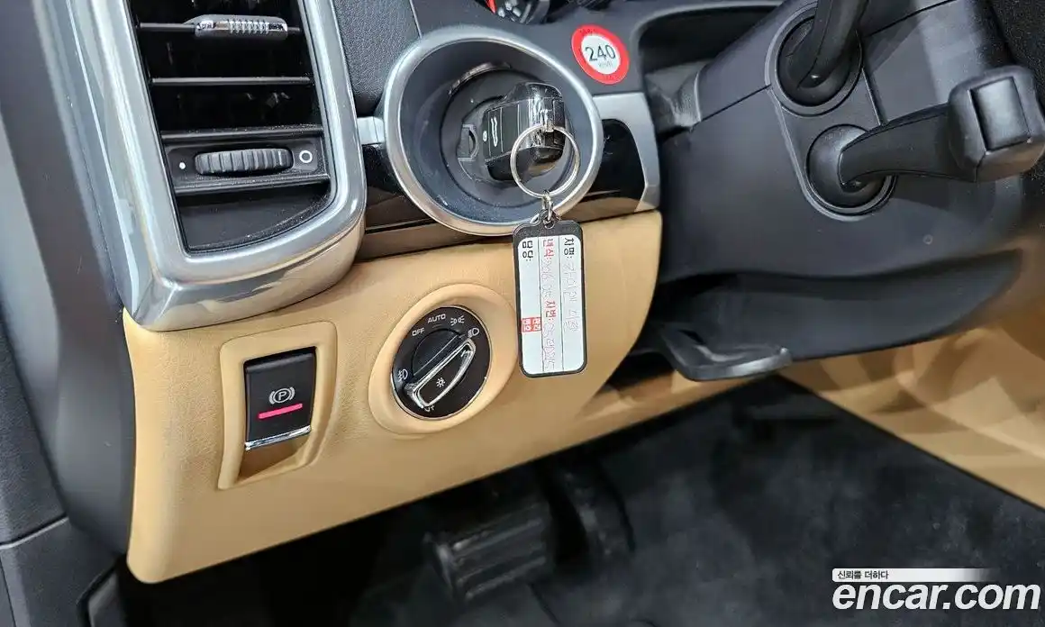 Porsche Cayenne 2016 3.0 Автомат в Москве № 231001, фото 14