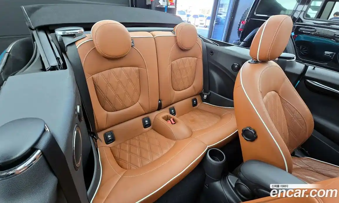 Mini Cooper Convertible 2021 2.0 Автомат в Москве № 231441, фото 5