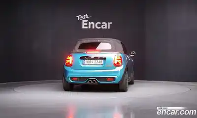 Mini Cooper Convertible 2021 2.0 Автомат в Москве № 231441, миниатюра 9