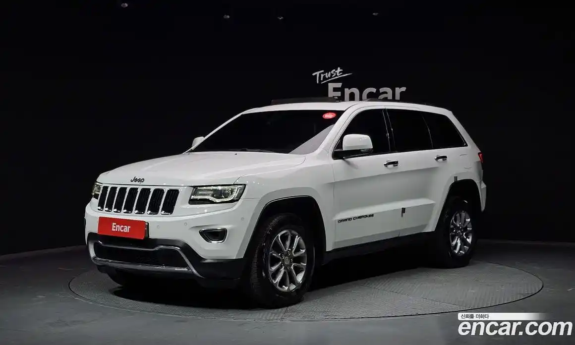 Jeep Cherokee 2014 3.0 Автомат в Москве № 232751, фото 1