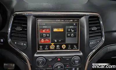 Jeep Cherokee 2014 3.0 Автомат в Москве № 232751, миниатюра 2