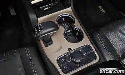 Jeep Cherokee 2014 3.0 Автомат в Москве № 232751, миниатюра 7