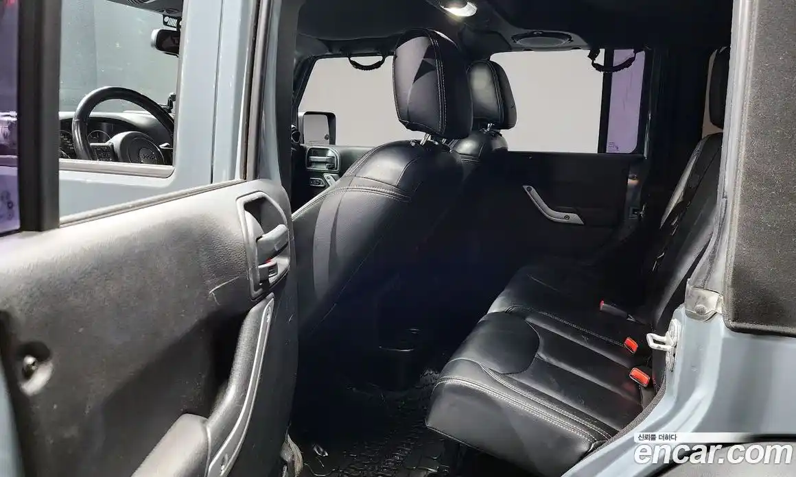 Jeep Wrangler 2014 2.8 Автомат в Москве № 232782, фото 3