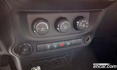 Jeep Wrangler 2014 2.8 Автомат в Москве № 232782, миниатюра 4