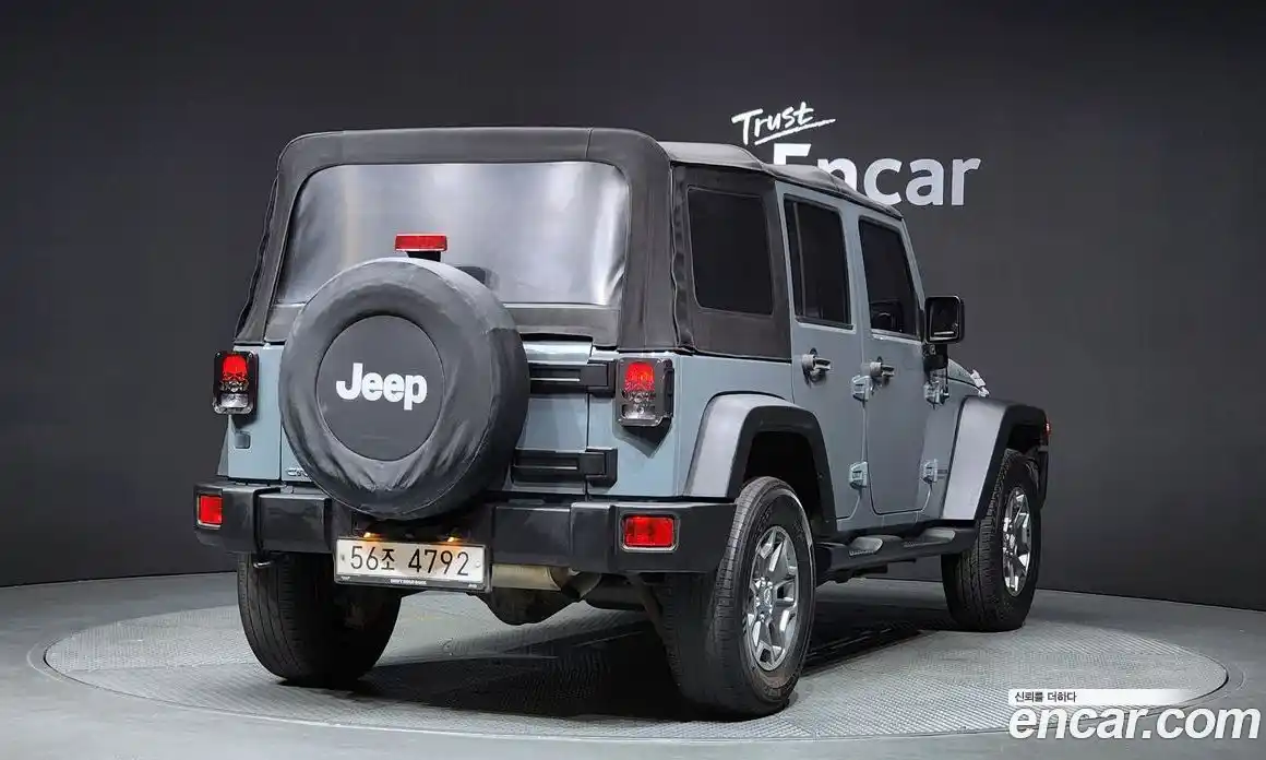 Jeep Wrangler 2014 2.8 Автомат в Москве № 232782, фото 7