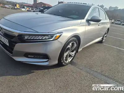 Honda Accord 2019 1.5 Автомат в Москве № 232957, миниатюра 2