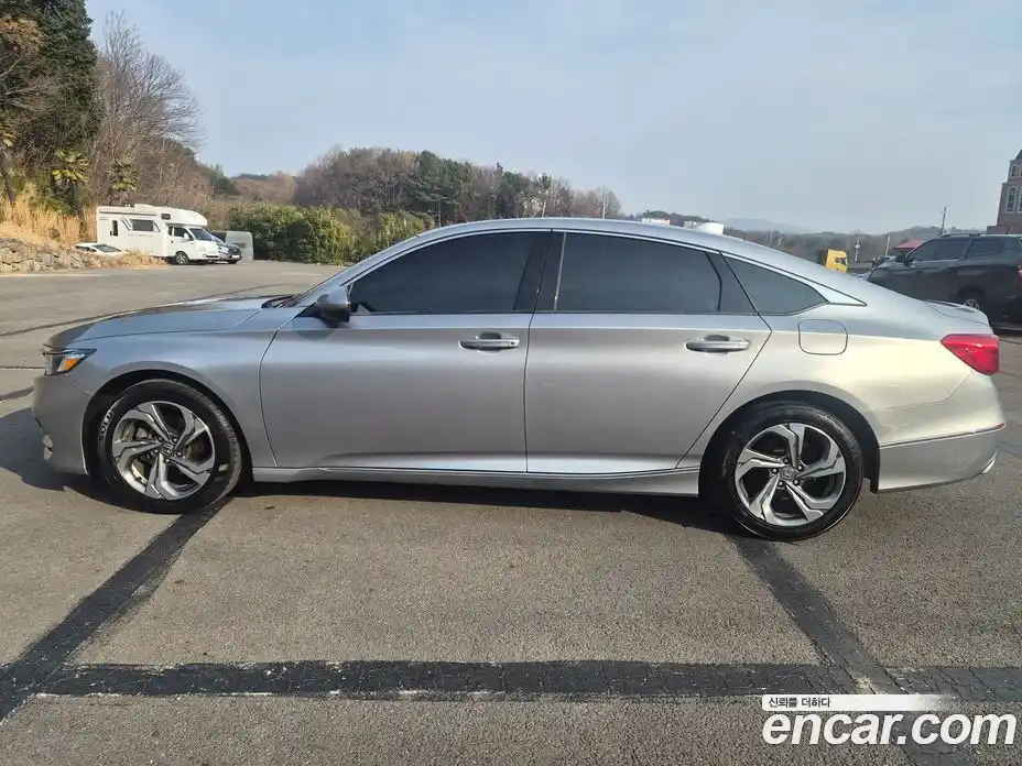 Honda Accord 2019 1.5 Автомат в Москве № 232957, фото 4