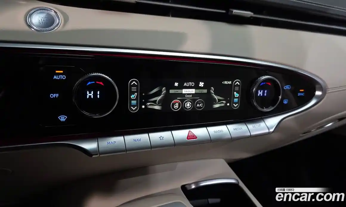 Genesis GV70 2022 2.5 Автомат в Москве № 24819, фото 15