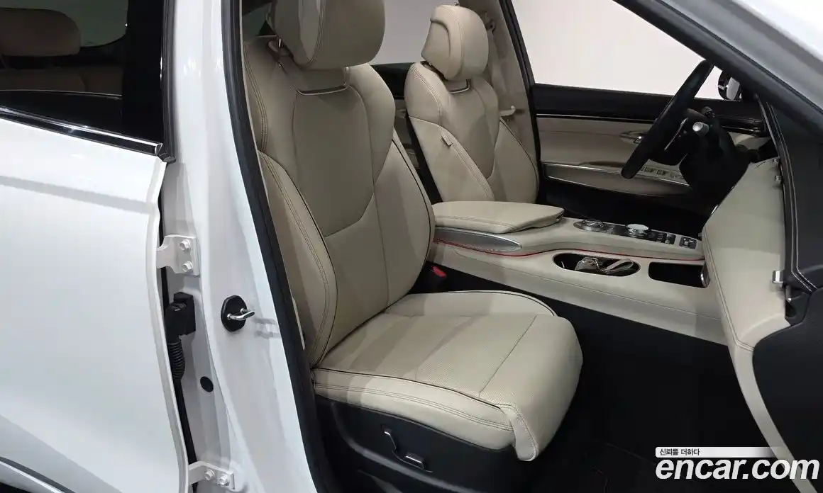 Genesis GV70 2022 2.5 Автомат в Москве № 24819, фото 9