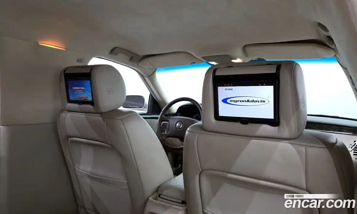 Cadillac DTS 2008 4.6 Автомат в Москве № 256390, фото 19