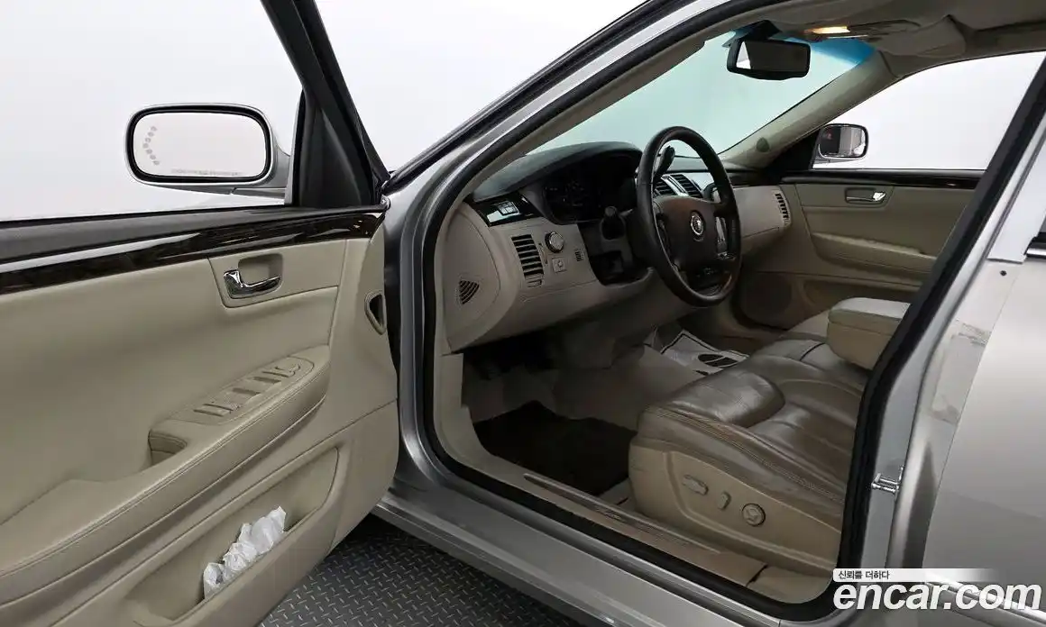 Cadillac DTS 2008 4.6 Автомат в Москве № 256390, фото 10