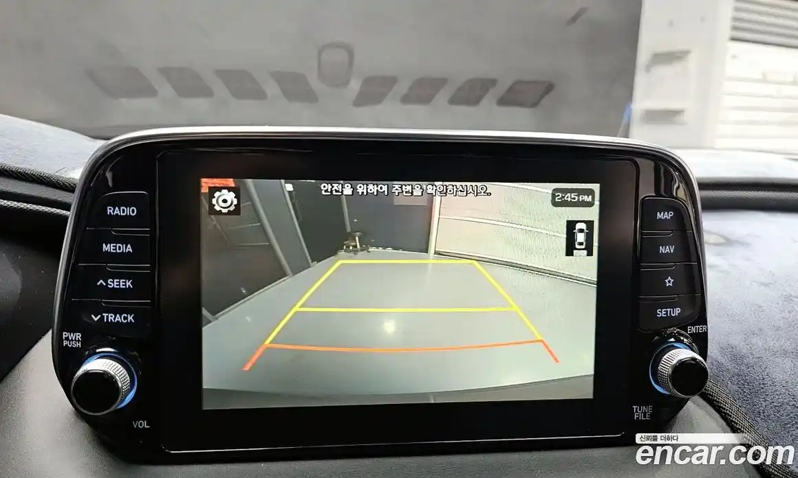 Hyundai Santa Fe 2020 2.0 Автомат в Москве № 280575, фото 1