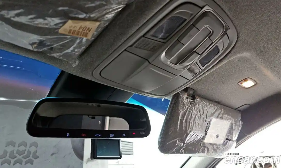 Hyundai Santa Fe 2020 2.0 Автомат в Москве № 280575, фото 17