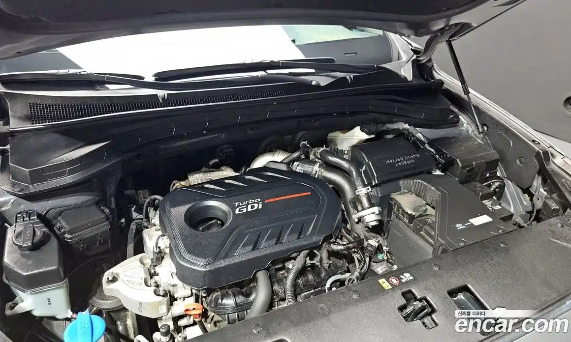 Hyundai Santa Fe 2020 2.0 Автомат в Москве № 280575, фото 2