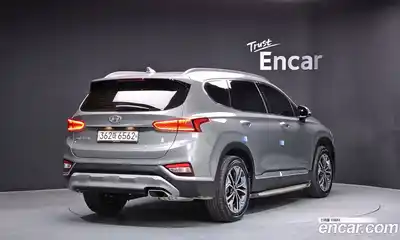 Hyundai Santa Fe 2020 2.0 Автомат в Москве № 280575, миниатюра 4
