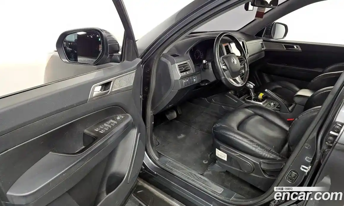 SsangYong Rexton 2019 2.2 Автомат в Москве № 28159, фото 1