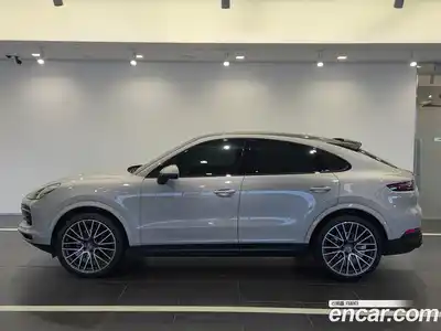 Porsche Cayenne 2023 3.0 Автомат в Москве № 297286, миниатюра 4
