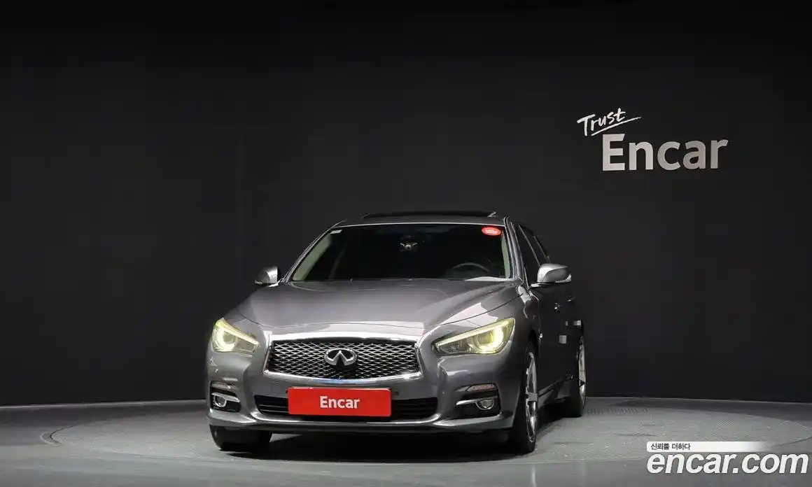Infiniti Q50 2014 2.1 Автомат в Москве № 313747, фото 3