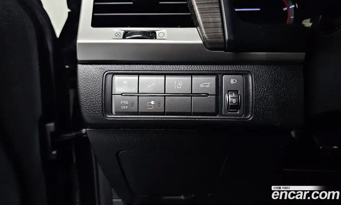 SsangYong Rexton 2018 2.2 Автомат в Москве № 31398, фото 14