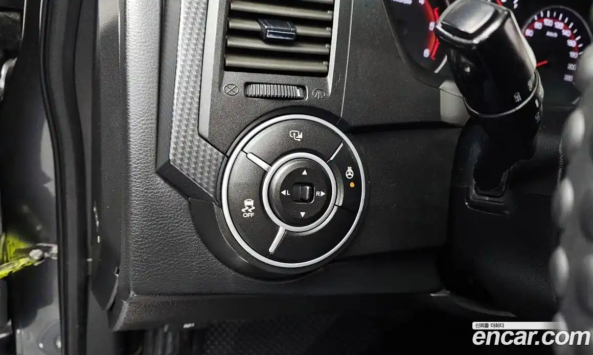 SsangYong Korando 2016 2.0 Автомат в Москве № 32600, фото 12