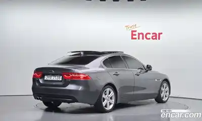 Jaguar XE 2017 2.0 Автомат в Москве № 335835, миниатюра 2