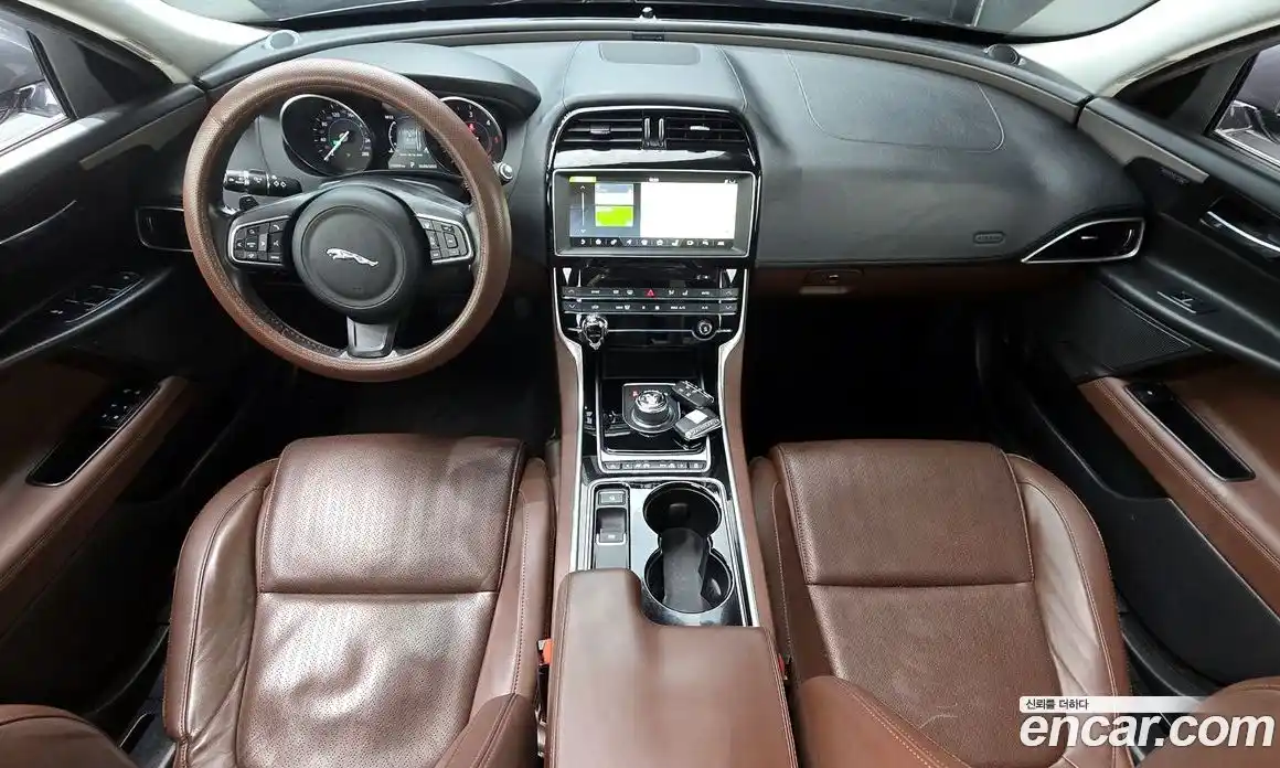 Jaguar XE 2017 2.0 Автомат в Москве № 335835, фото 7