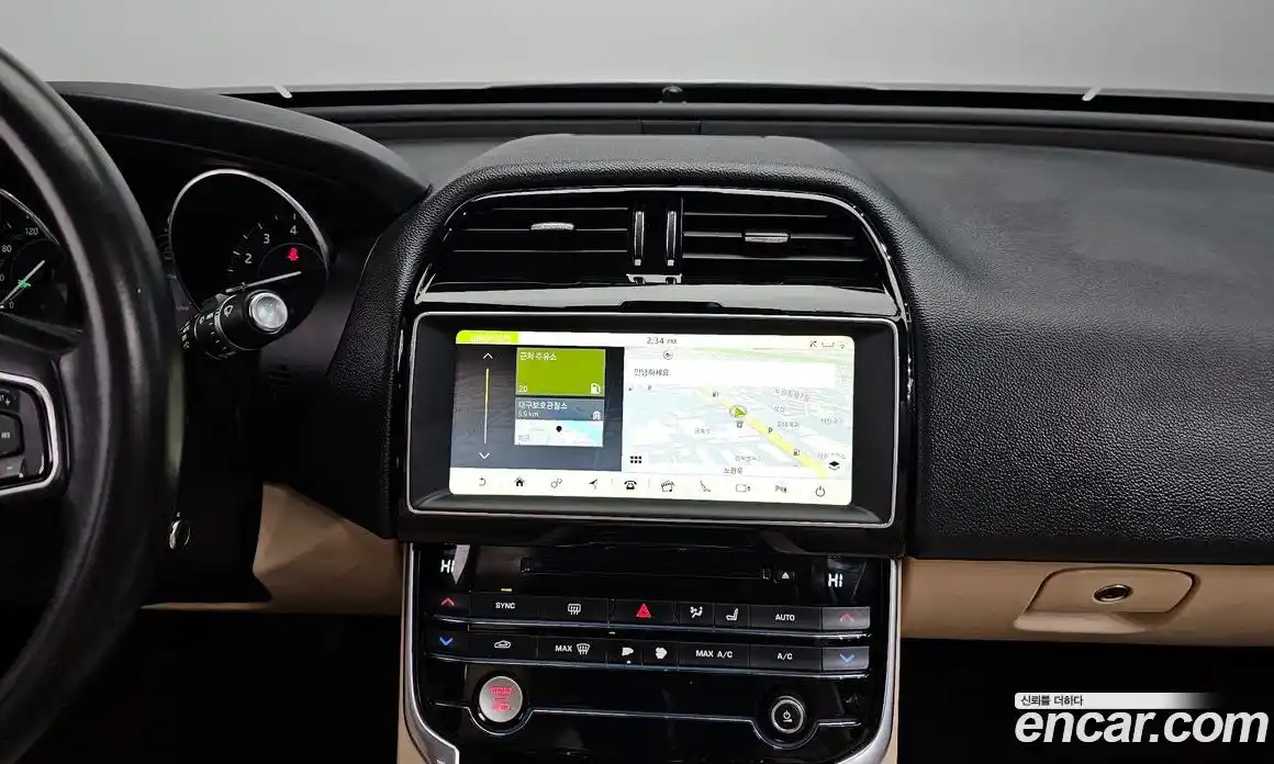 Jaguar XE 2017 2.0 Автомат в Москве № 335854, фото 20