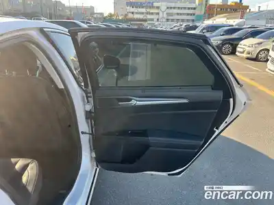 Ford Mondeo 2015 2.0 Автомат в Москве № 337518, миниатюра 9