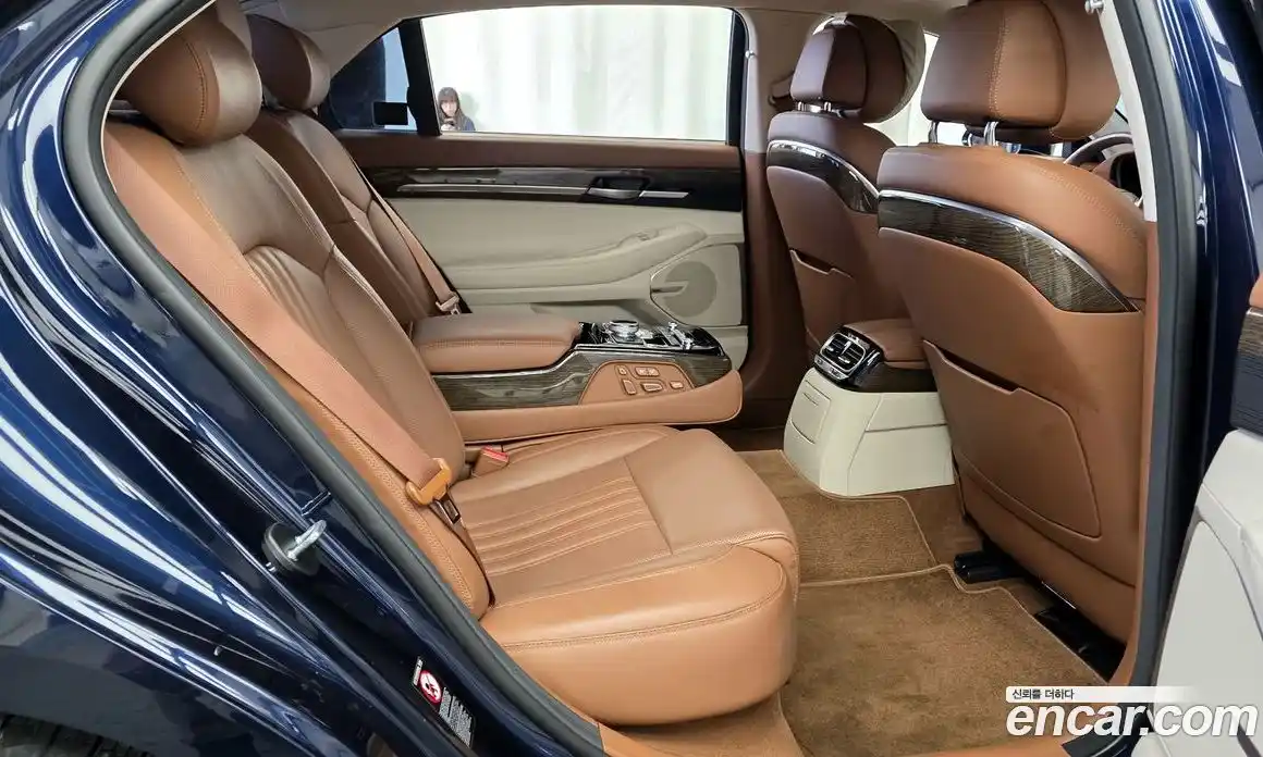 Genesis G90 2020 3.8 Автомат в Москве № 339825, фото 1