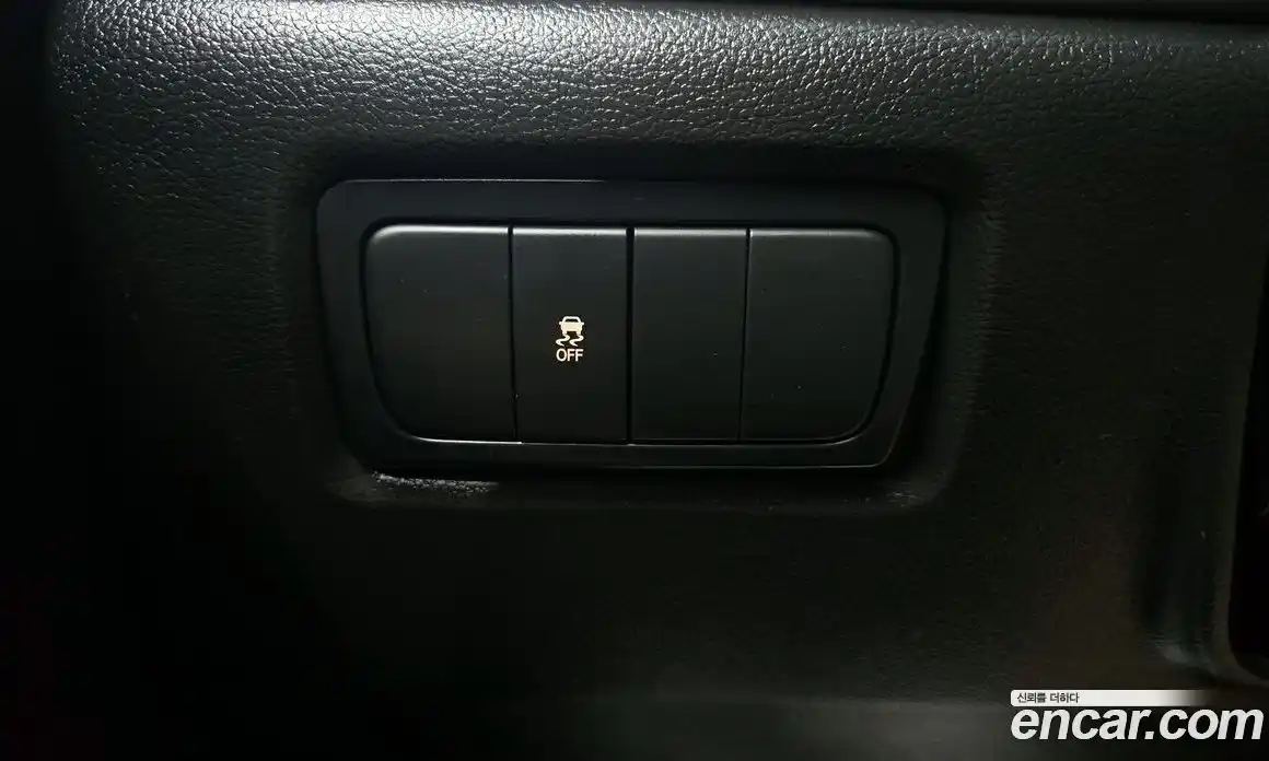 SsangYong Korando 2015 2.0 Автомат в Москве № 34097, фото 14