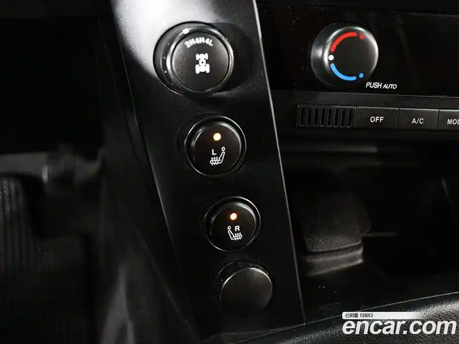 SsangYong Korando 2012 2.0 Автомат в Москве № 342071, фото 11