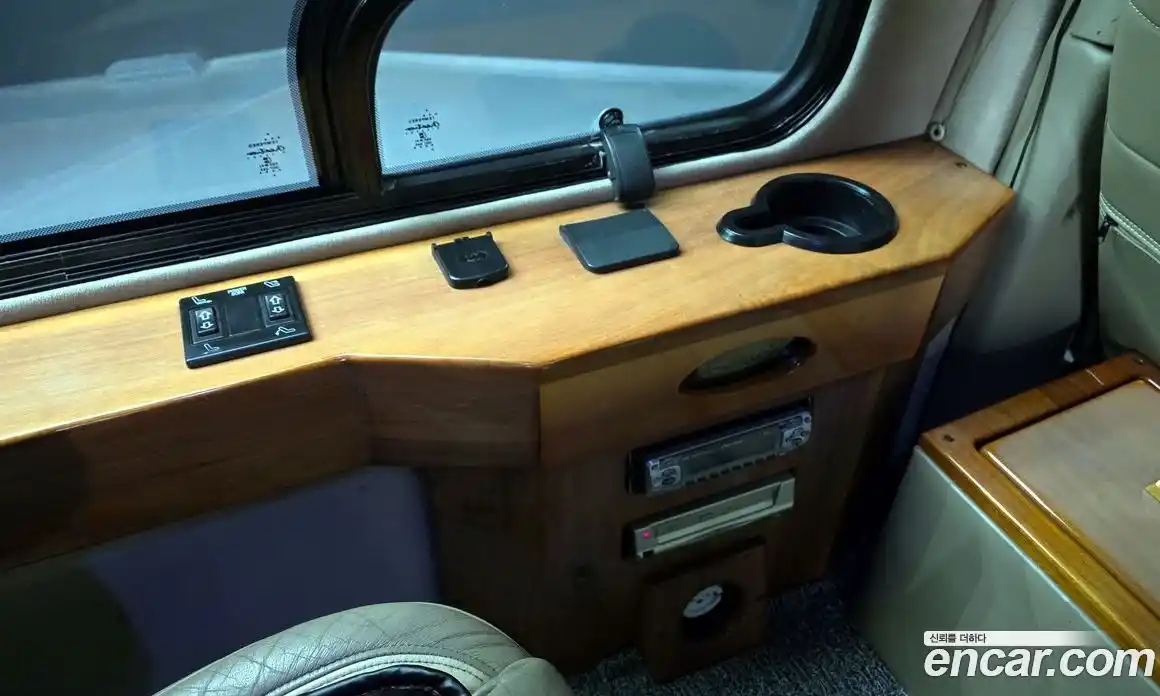 Chevrolet Express Van 2004 5.3 Автомат в Москве № 346633, фото 16